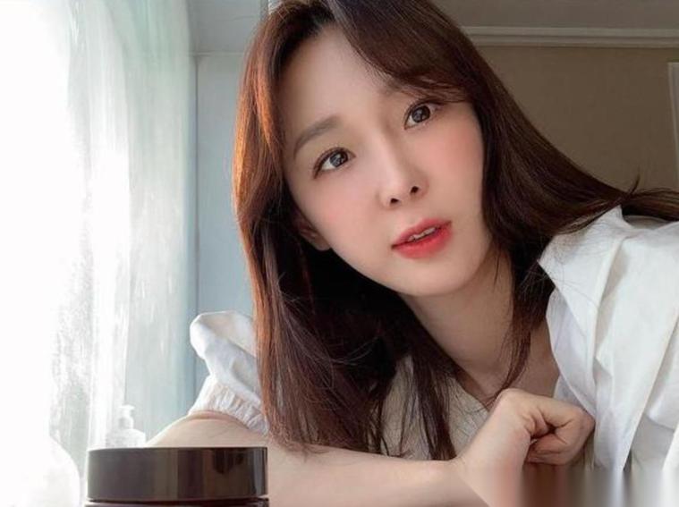 韩国明星曝光事件_暴露明星韩国女演员_韩国女明星暴露